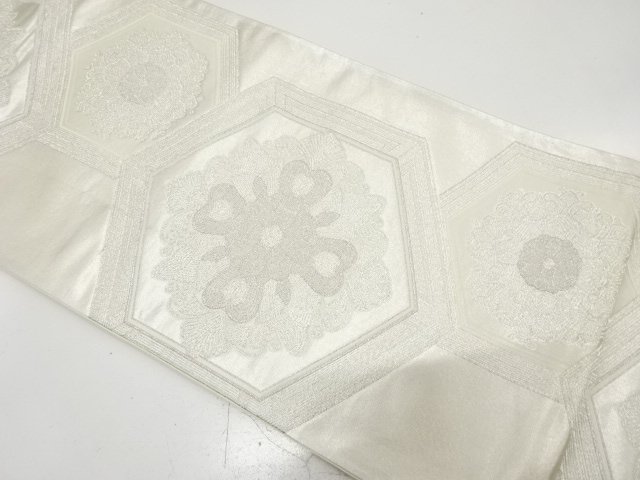 亀甲に華紋織り出し　袋帯